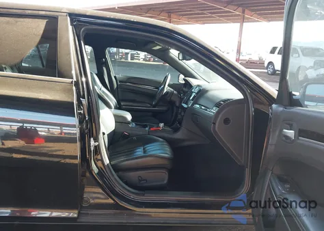 2017 Chrysler 300 300S Awd из США, поврежденный, VIN 2C3CCAGG7HH582767